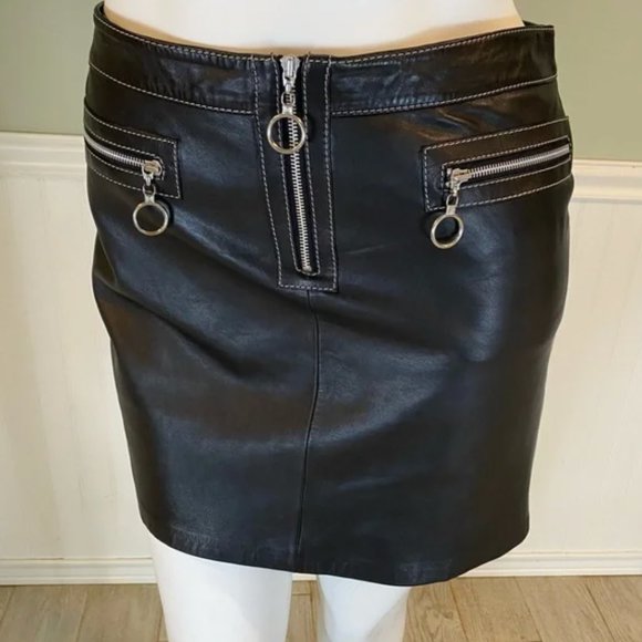 Michael Kors Black Leather Mini Skirt, with Circle Zippers - Picture 1 of 7